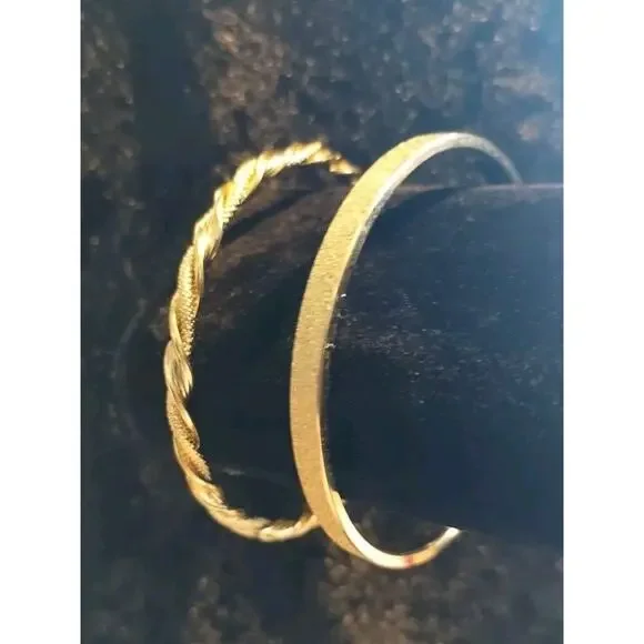 Monet Vintage Bracelet Bangles Rope & Glittery Gold Tone Metal Lot Of Two (2) - Picture 3 of 11